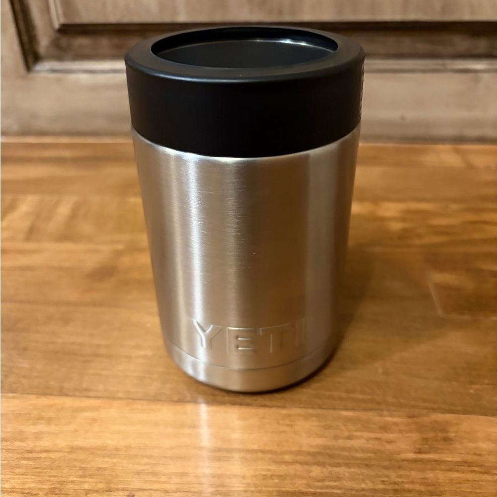 YETI Silver Tumbler with Black Lid